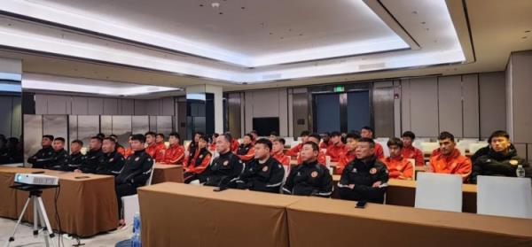 辽宁省体育局召开赛风赛纪会议，辽宁铁人全队通过视频全程参会